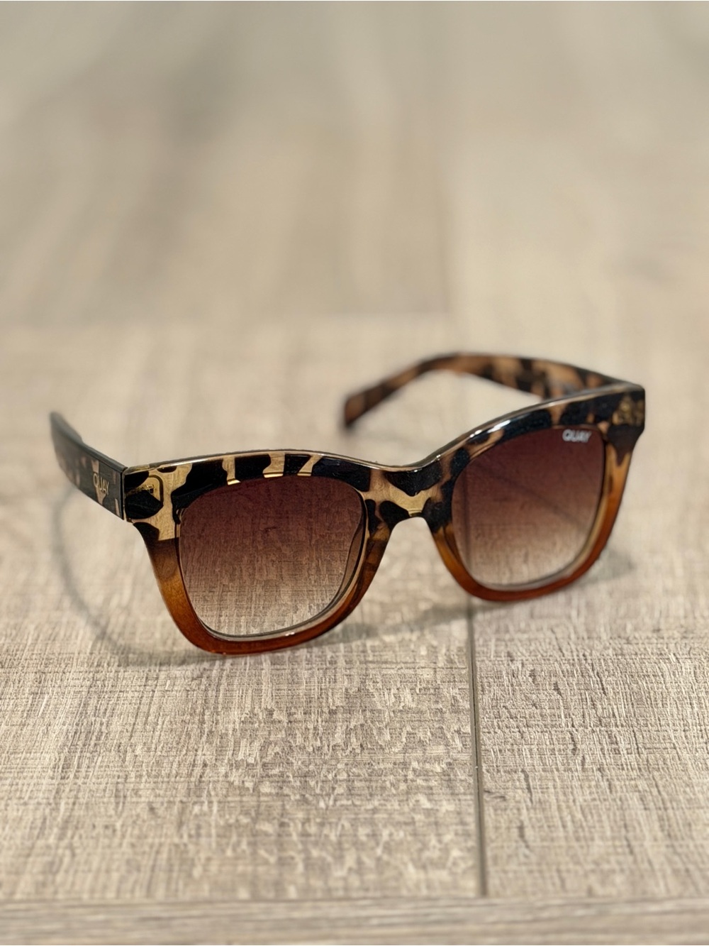 Quay Australia AFTER HOURS Sunglasses - Brown Tortoiseshell Frame